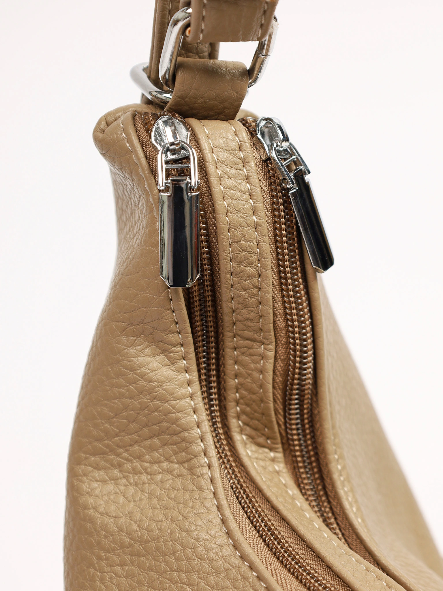 Сумка-шоппер с декоративными пуллерами со стразами в ассортименте